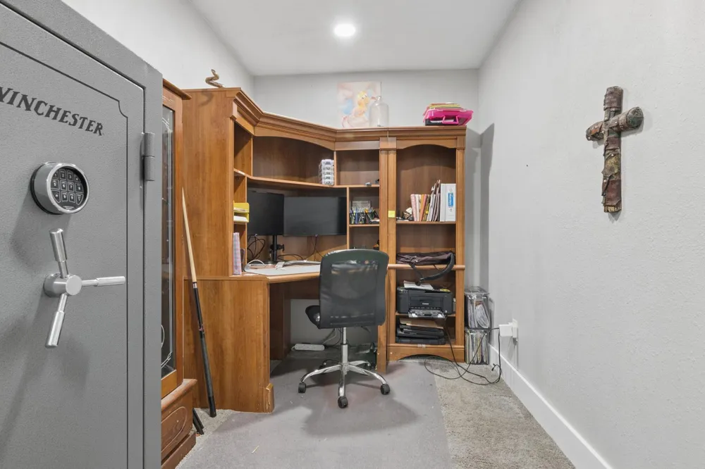 2865 County Road 936a Alvin, TX 77511