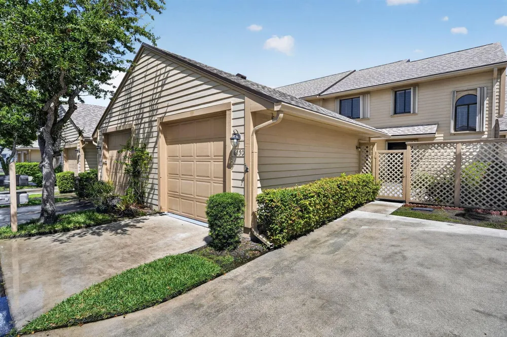 6130 SE Georgetown Place Hobe Sound, FL 33455