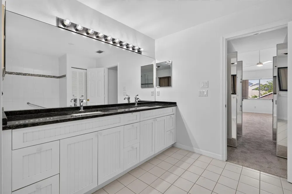 6130 SE Georgetown Place Hobe Sound, FL 33455