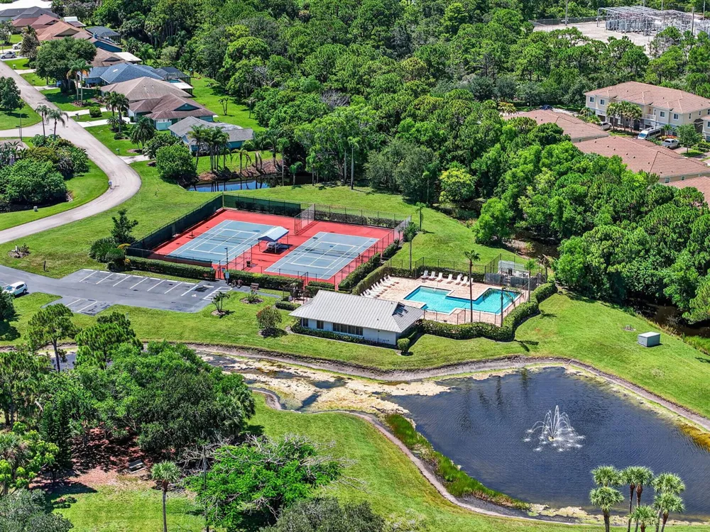 6130 SE Georgetown Place Hobe Sound, FL 33455