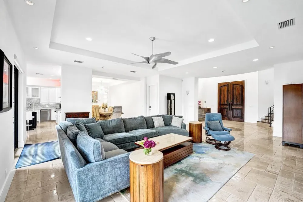2340 NE 47TH STREET Lighthouse Point, FL 33064