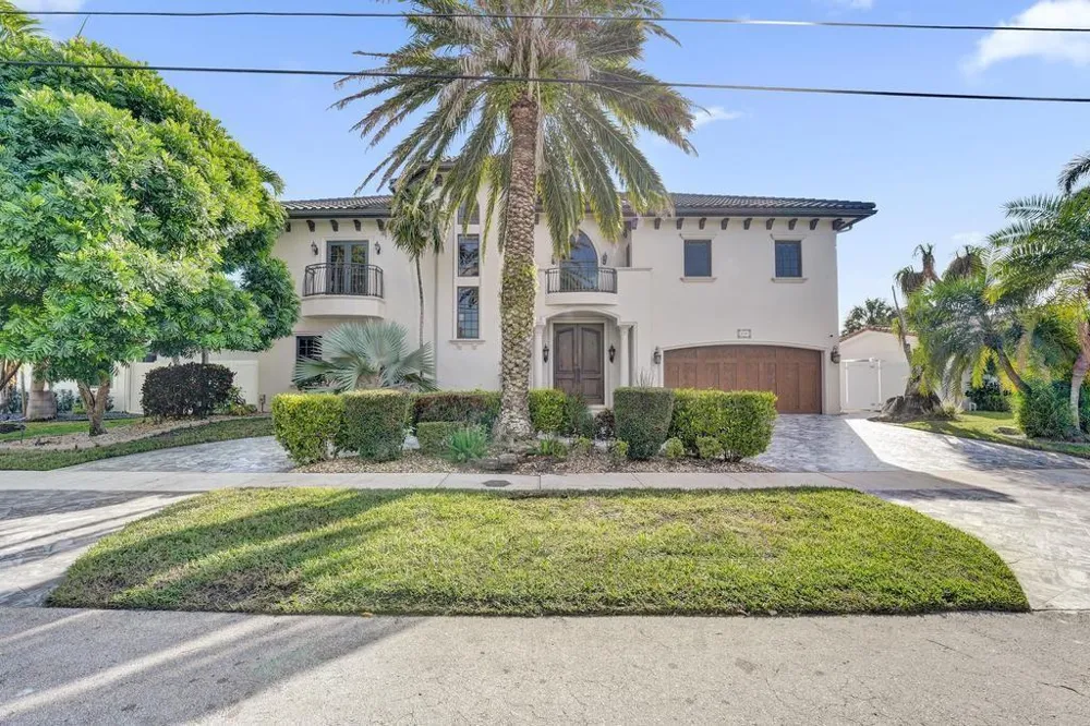2340 NE 47TH STREET Lighthouse Point, FL 33064