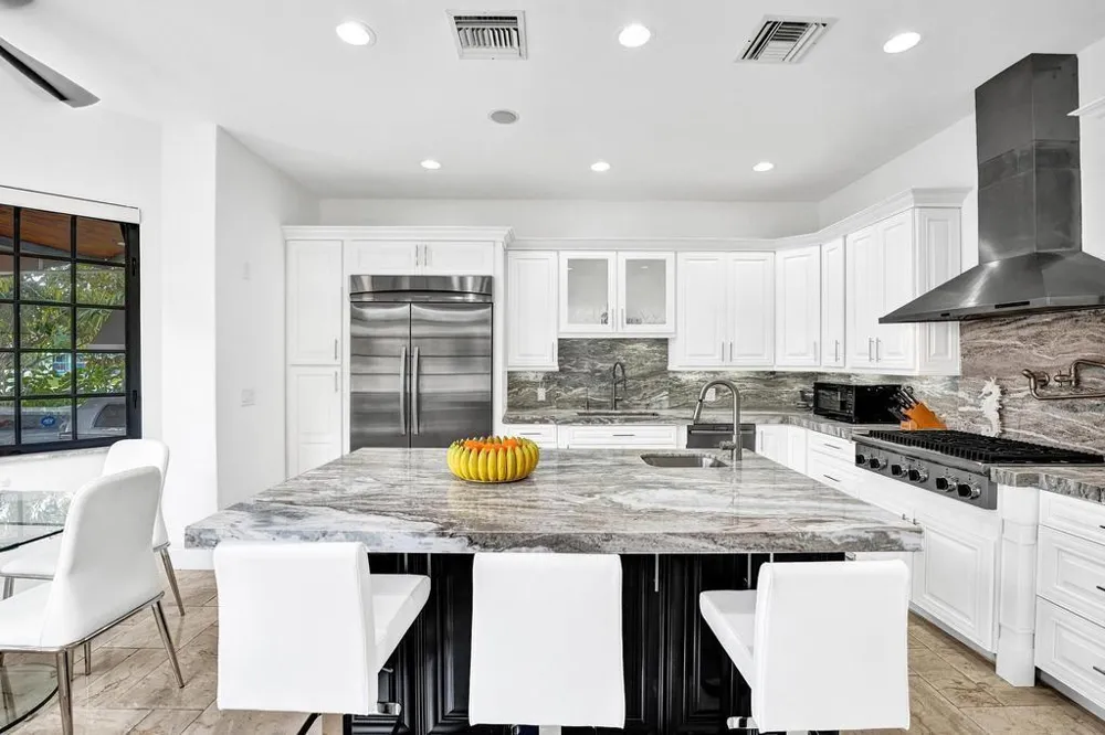 2340 NE 47TH STREET Lighthouse Point, FL 33064