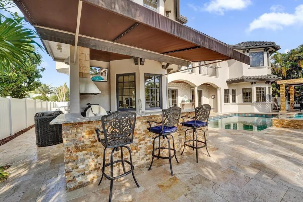 2340 NE 47TH STREET Lighthouse Point, FL 33064