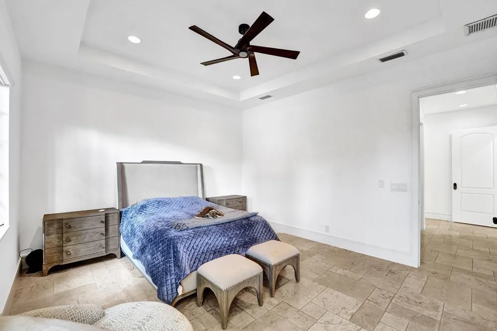 2340 NE 47TH STREET Lighthouse Point, FL 33064