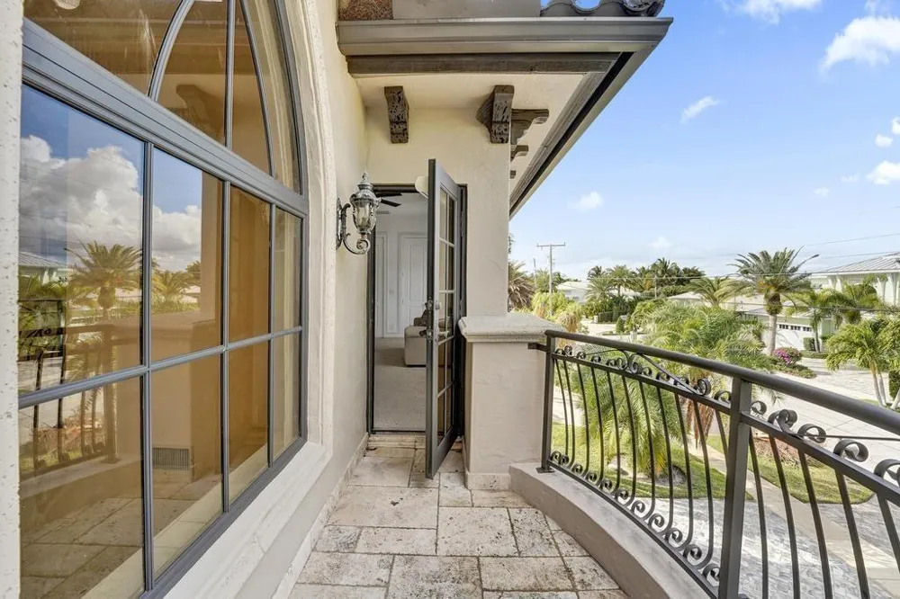 2340 NE 47TH STREET Lighthouse Point, FL 33064