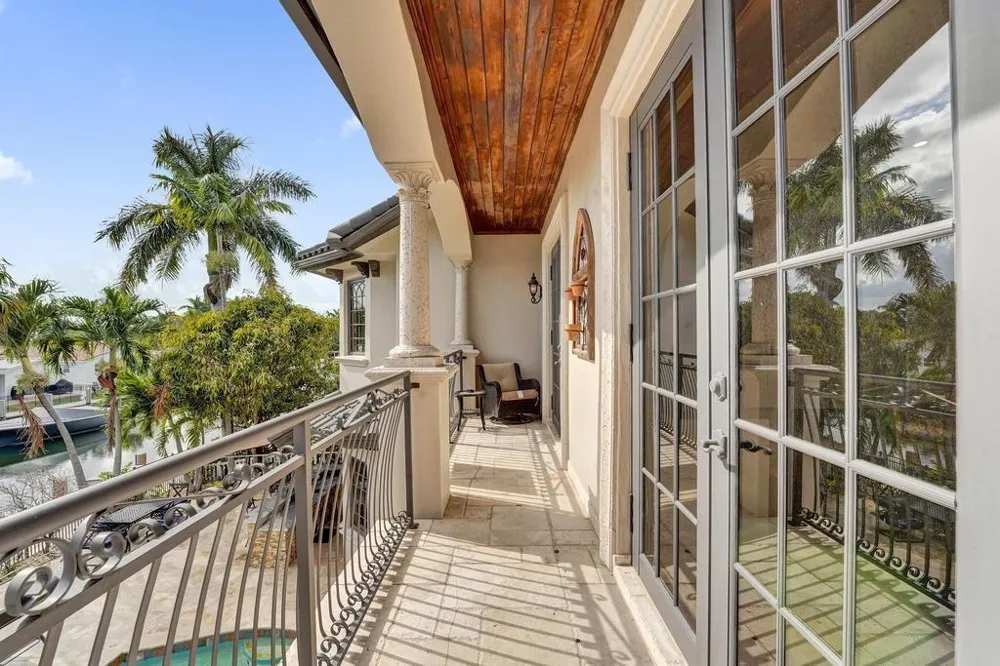 2340 NE 47TH STREET Lighthouse Point, FL 33064