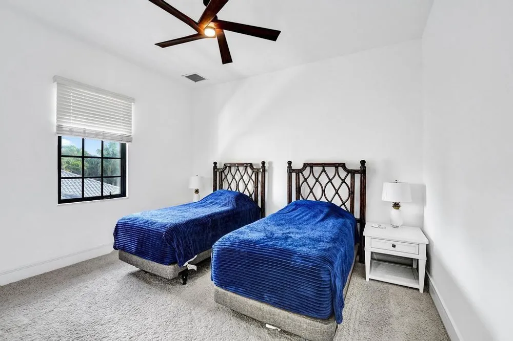 2340 NE 47TH STREET Lighthouse Point, FL 33064