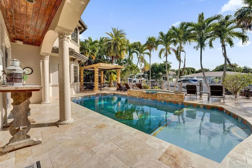2340 NE 47TH STREET Lighthouse Point, FL 33064