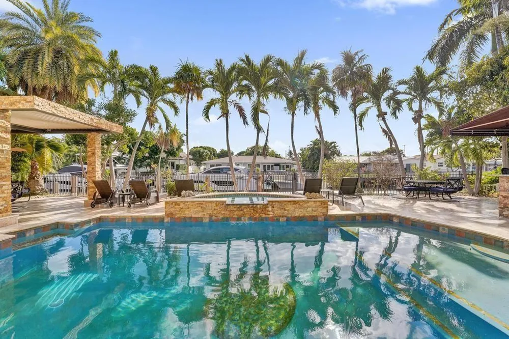 2340 NE 47TH STREET Lighthouse Point, FL 33064