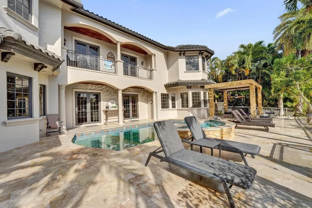 2340 NE 47TH STREET Lighthouse Point, FL 33064