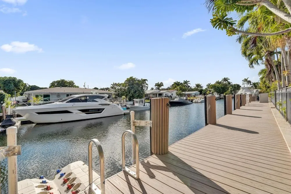 2340 NE 47TH STREET Lighthouse Point, FL 33064