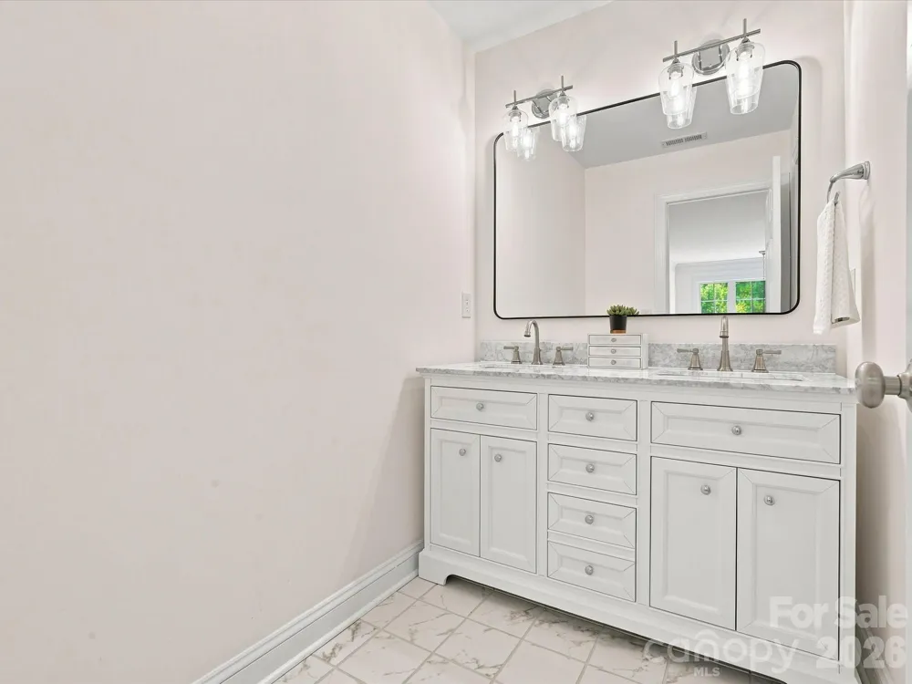 1012 Easthampton Lane Waxhaw, NC 28173