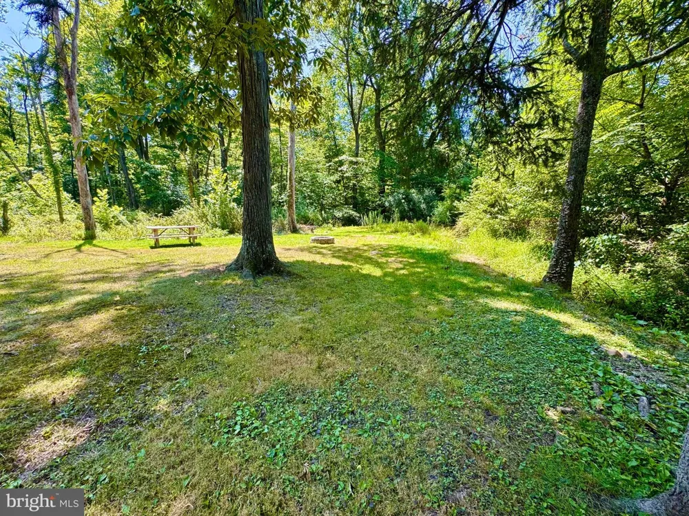 24 ASTER LANE Fredericksburg, PA 17026