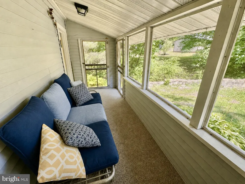 24 ASTER LANE Fredericksburg, PA 17026