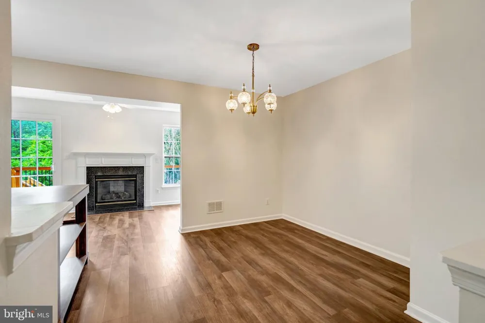 7057 SAUVAGE LANE Gainesville, VA 20155