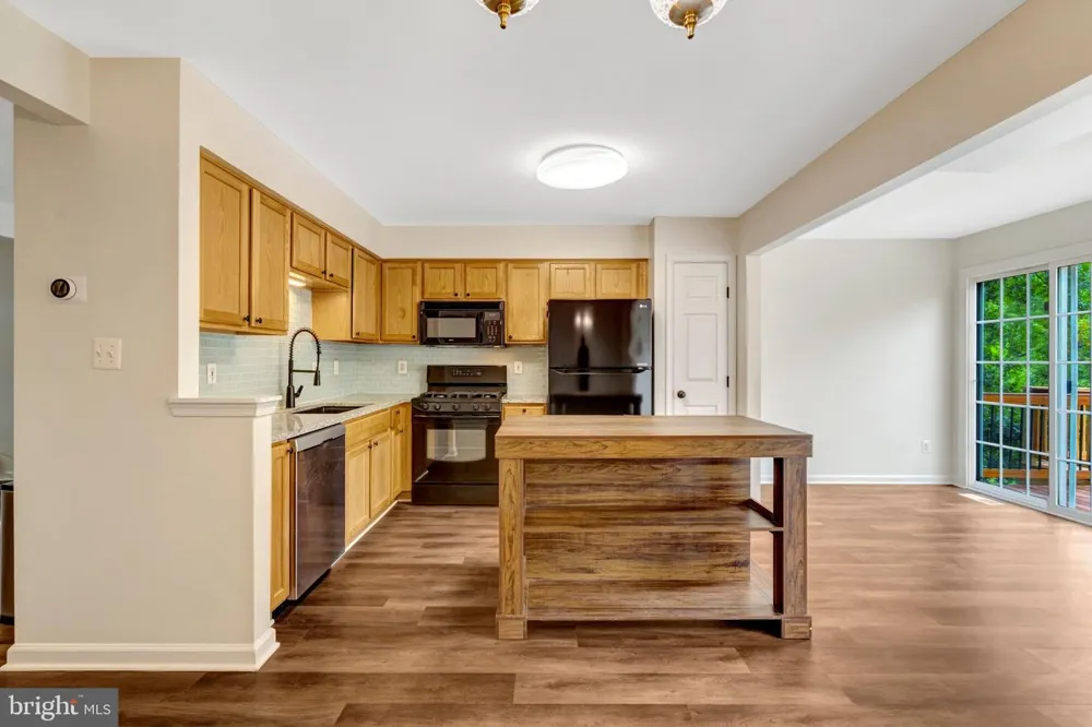 7057 SAUVAGE LANE Gainesville, VA 20155
