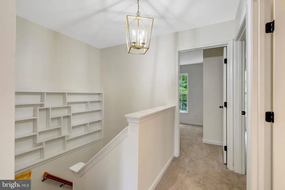 7057 SAUVAGE LANE Gainesville, VA 20155