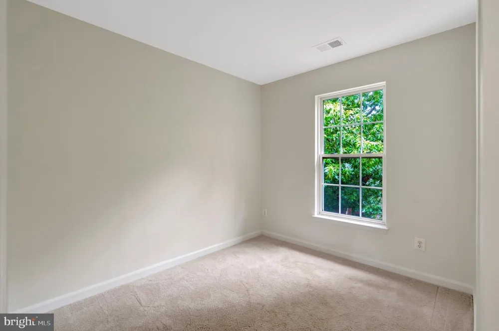 7057 SAUVAGE LANE Gainesville, VA 20155