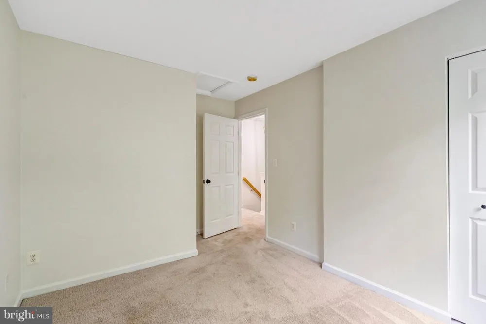 7057 SAUVAGE LANE Gainesville, VA 20155