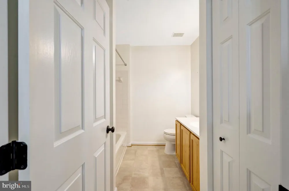 7057 SAUVAGE LANE Gainesville, VA 20155