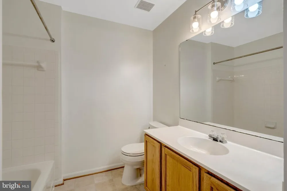7057 SAUVAGE LANE Gainesville, VA 20155