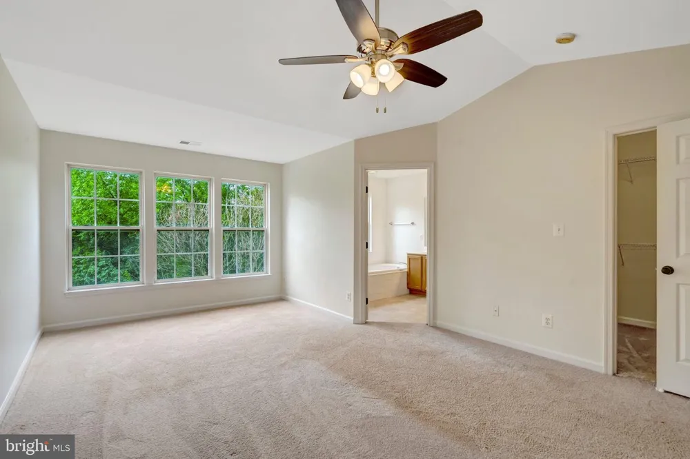 7057 SAUVAGE LANE Gainesville, VA 20155