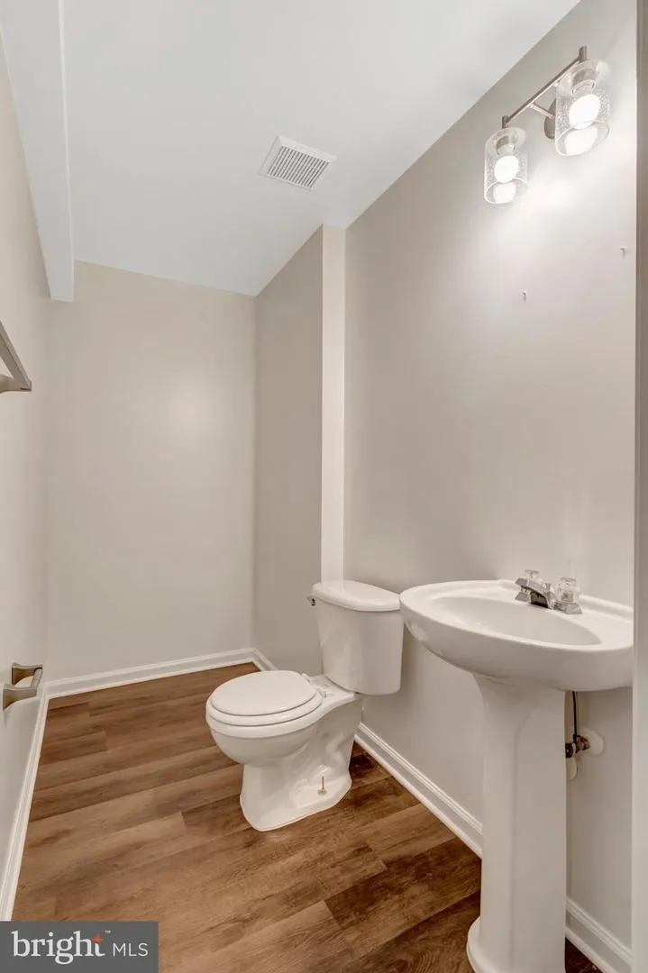 7057 SAUVAGE LANE Gainesville, VA 20155
