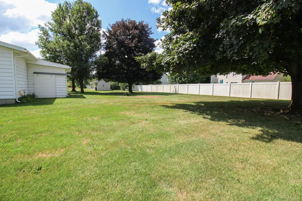 246 S Nottawa Street Mendon, MI 49072