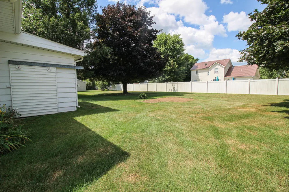 246 S Nottawa Street Mendon, MI 49072