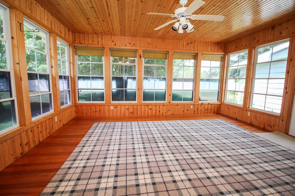246 S Nottawa Street Mendon, MI 49072