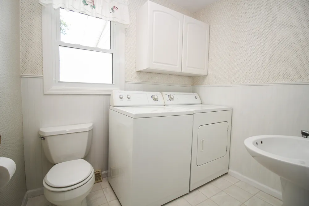 246 S Nottawa Street Mendon, MI 49072