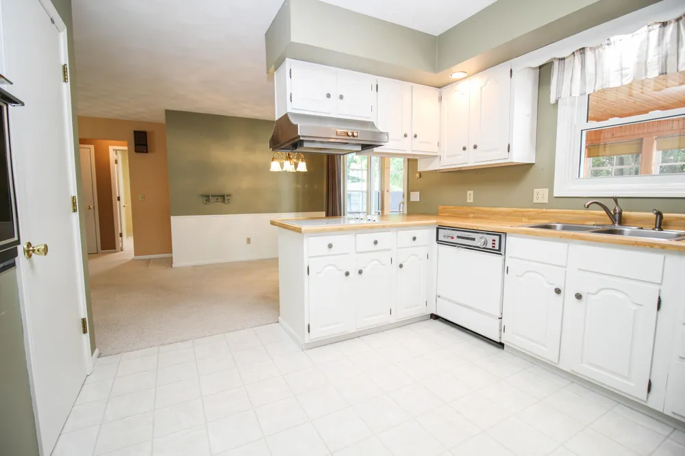 246 S Nottawa Street Mendon, MI 49072