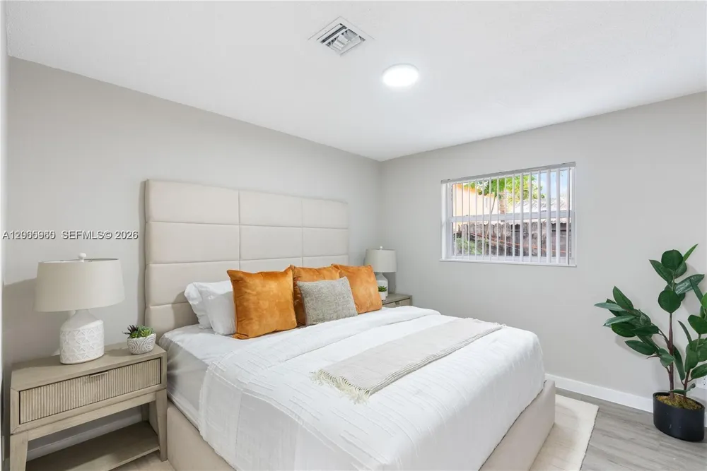 452 SW 4th Ave #5 Fort Lauderdale, FL 33315