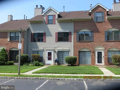99 ONEILL COURT