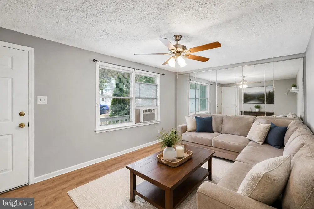 544 ROCKBRIDGE DRIVE SE Leesburg, VA 20175