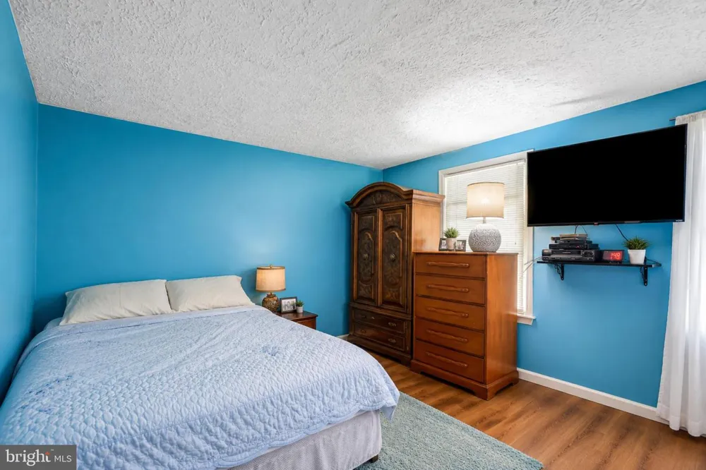 544 ROCKBRIDGE DRIVE SE Leesburg, VA 20175