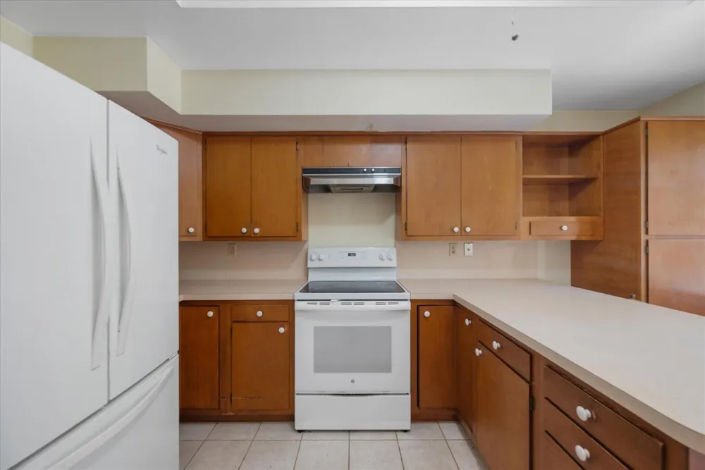 2422 Via Lucindia Drive Sewalls Point, FL 34996