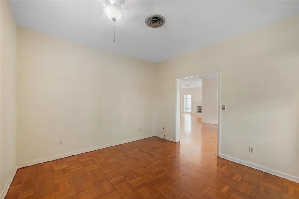 2422 Via Lucindia Drive Sewalls Point, FL 34996