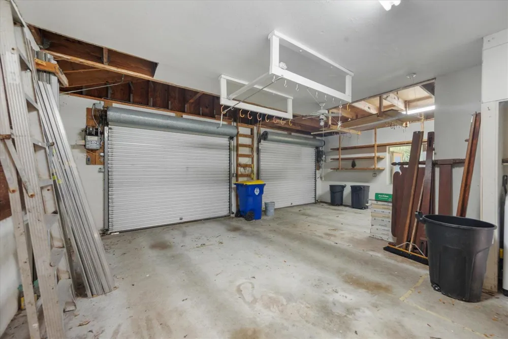 2422 Via Lucindia Drive Sewalls Point, FL 34996