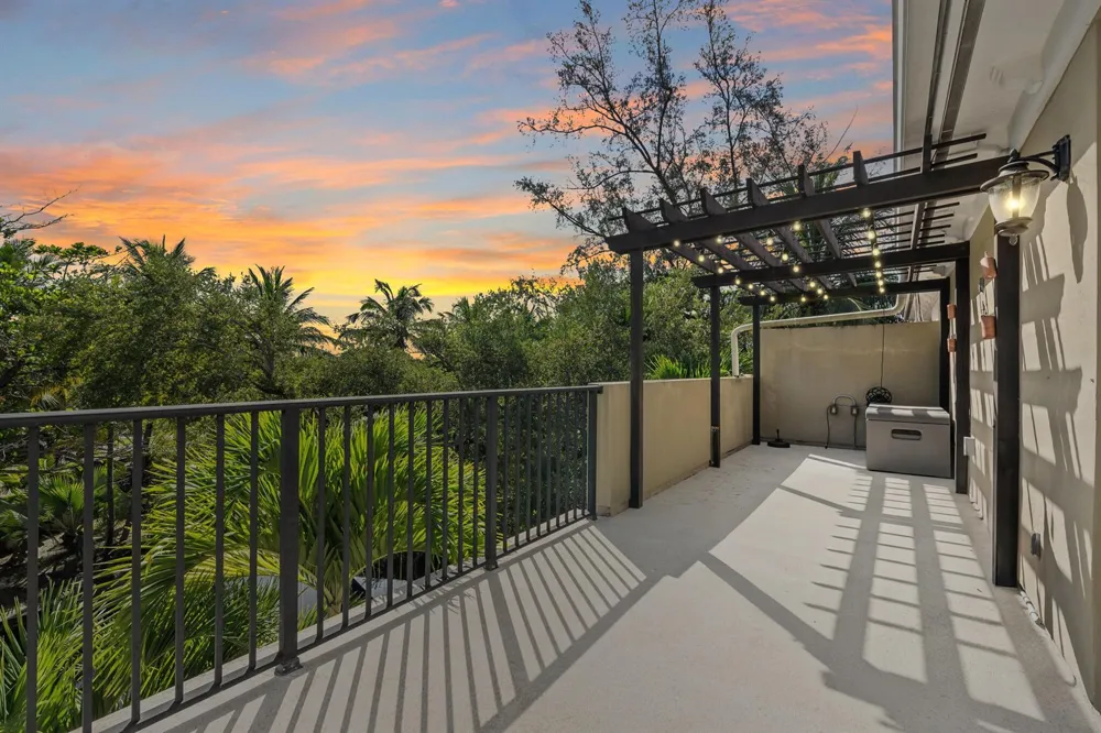 814 SW 10TH STREET #814 Fort Lauderdale, FL 33315