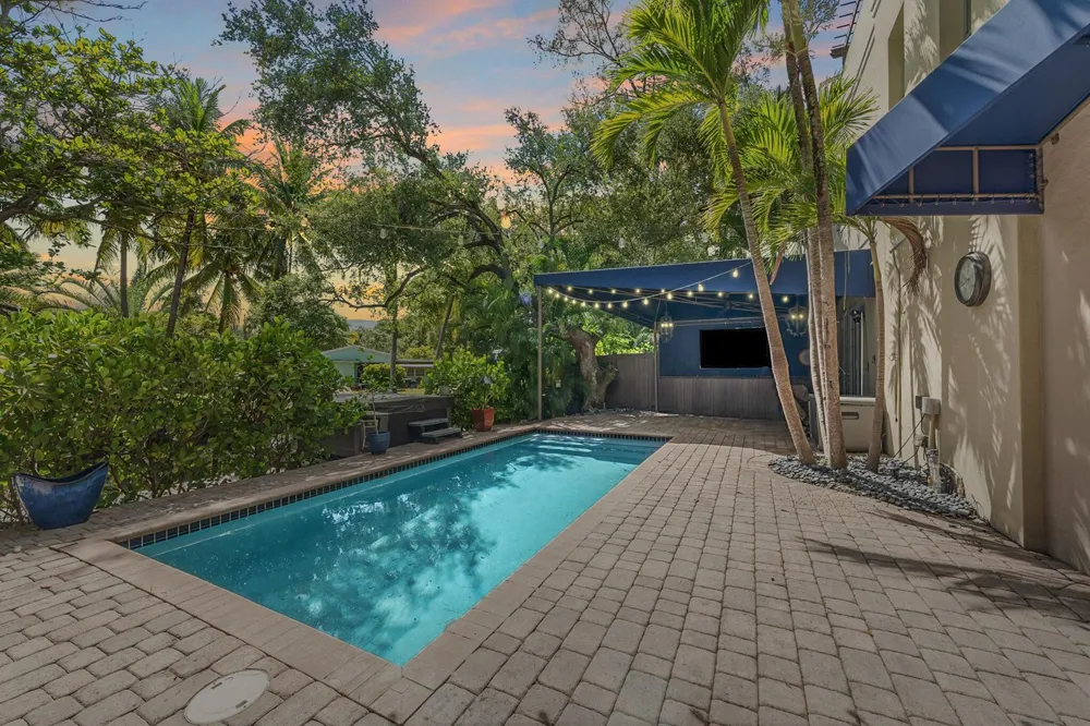 814 SW 10TH STREET #814 Fort Lauderdale, FL 33315