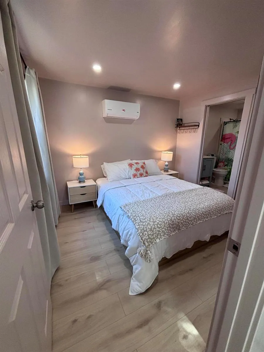 2472 NE Pine Avenue Jensen Beach, FL 34957