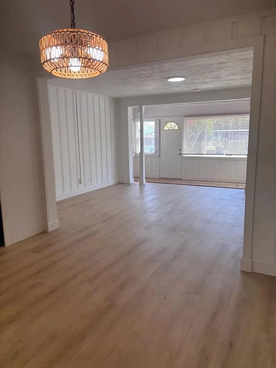 2472 NE Pine Avenue Jensen Beach, FL 34957