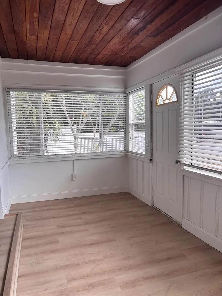 2472 NE Pine Avenue Jensen Beach, FL 34957