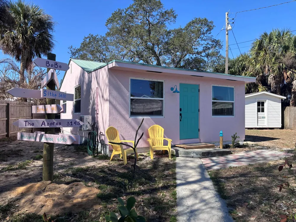 2472 NE Pine Avenue Jensen Beach, FL 34957