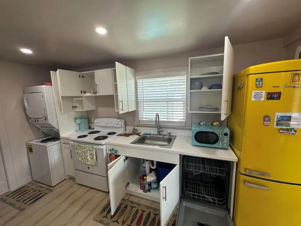 2472 NE Pine Avenue Jensen Beach, FL 34957