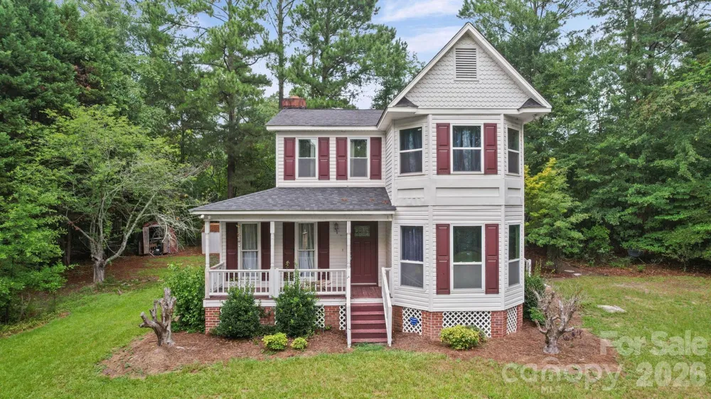 261 Lakeside Drive Hartsville, SC 29550