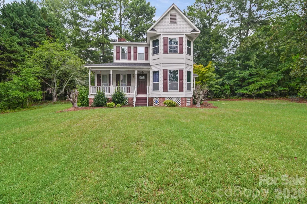 261 Lakeside Drive Hartsville, SC 29550