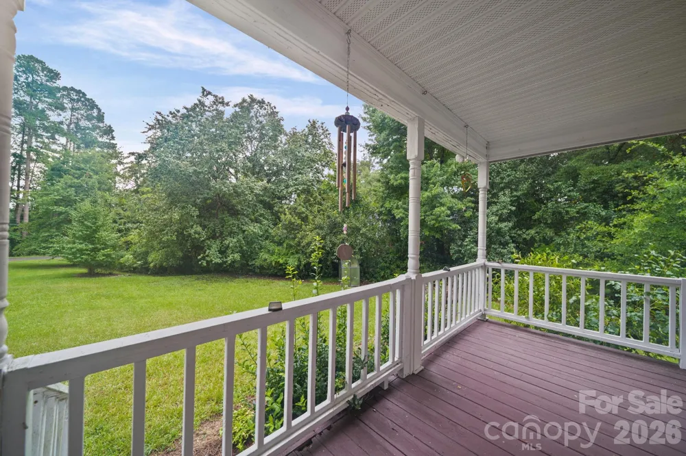 261 Lakeside Drive Hartsville, SC 29550